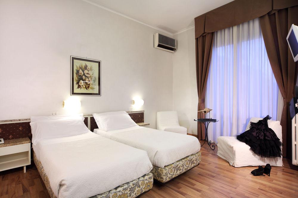 Hotel Rosabianca Ρίμινι Εξωτερικό φωτογραφία