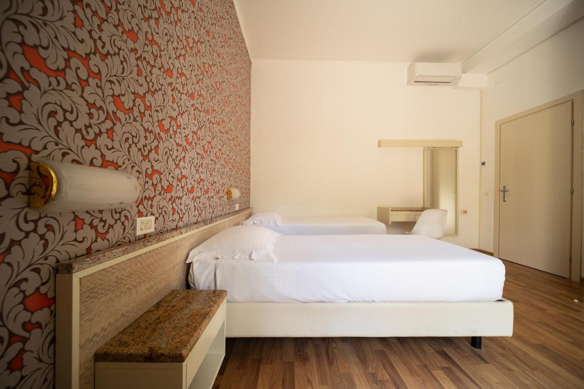 Hotel Rosabianca Ρίμινι Εξωτερικό φωτογραφία