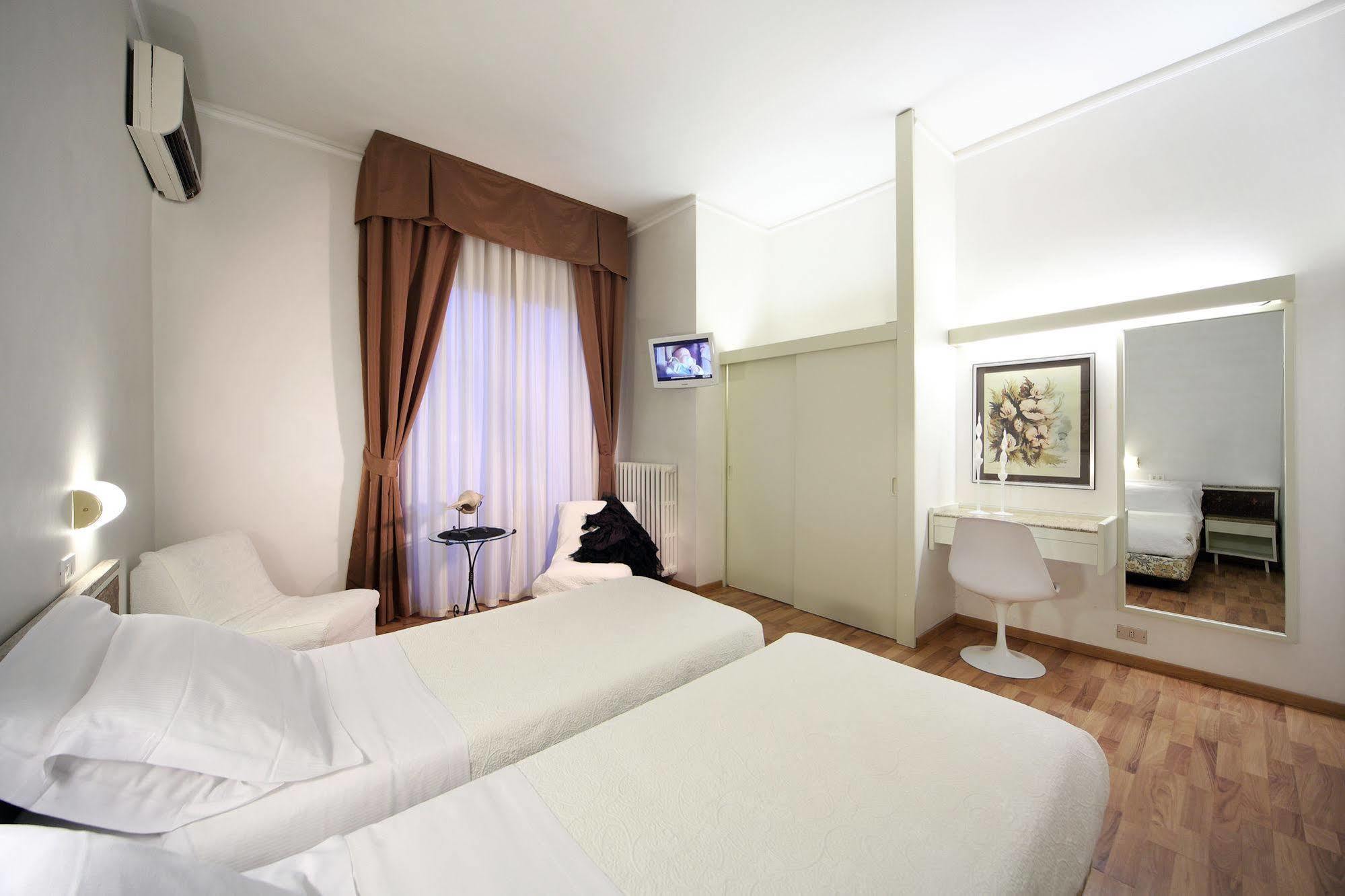 Hotel Rosabianca Ρίμινι Εξωτερικό φωτογραφία