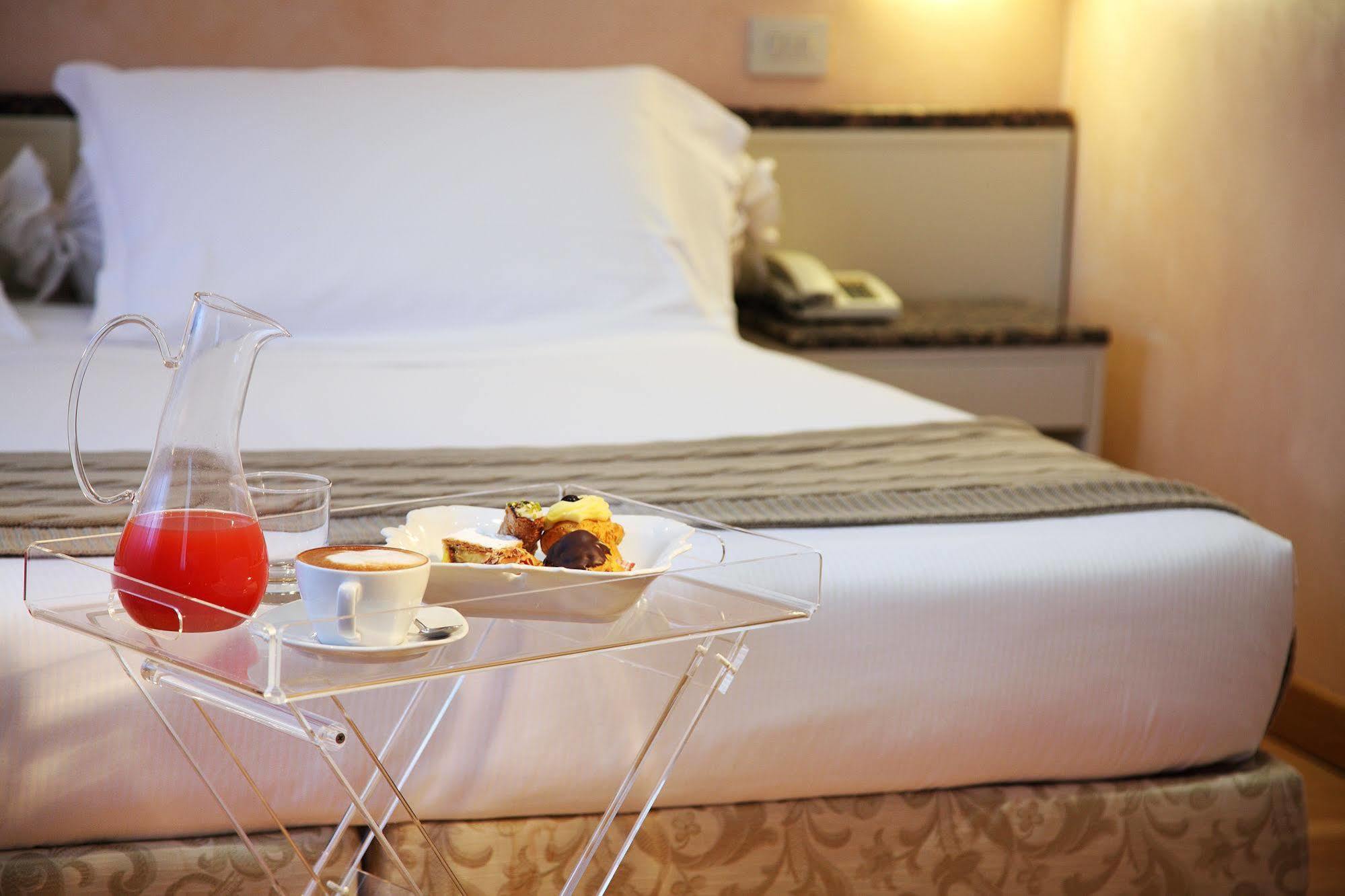 Hotel Rosabianca Ρίμινι Εξωτερικό φωτογραφία